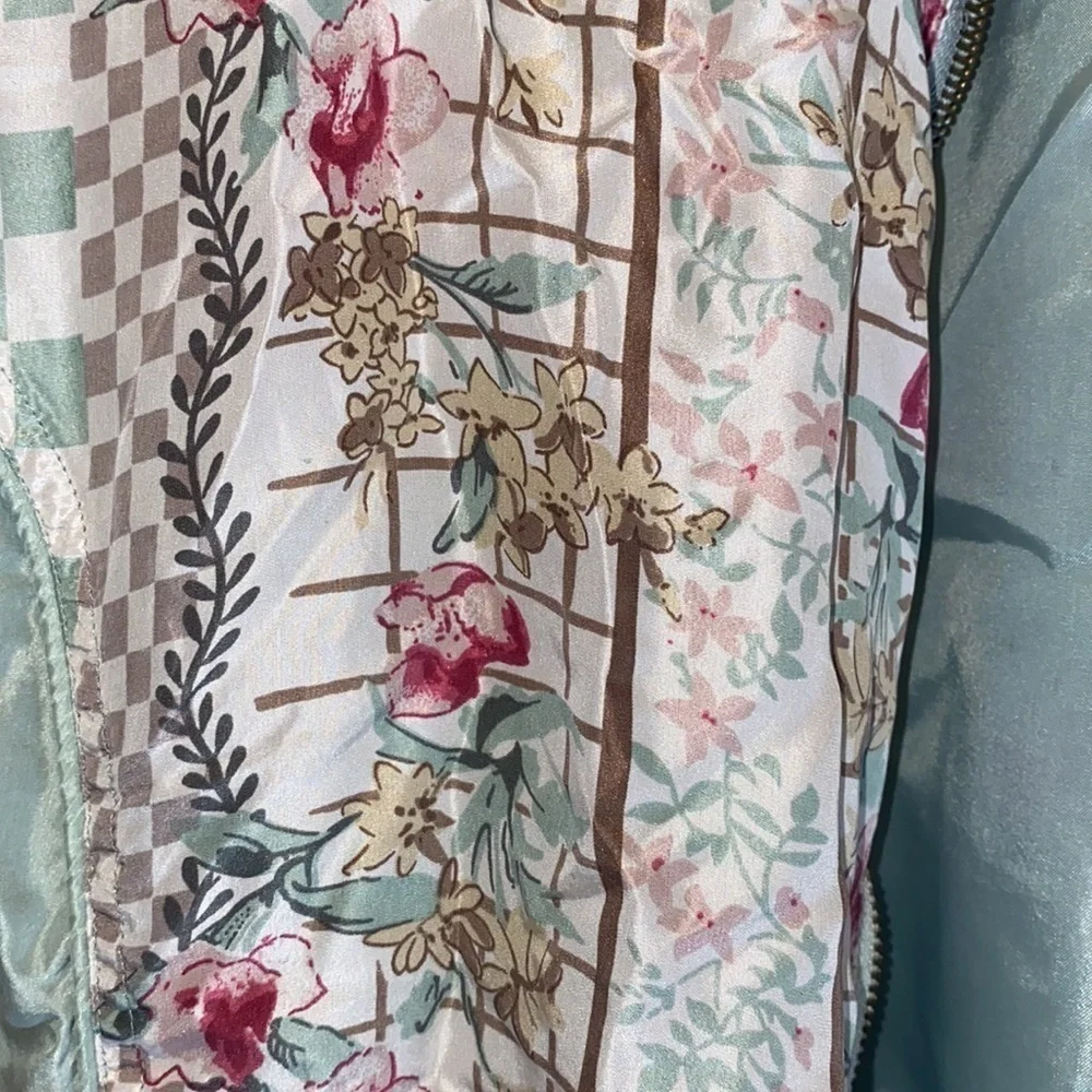 𝅺VINTAGE Hunt Club Light Green Floral Jacket 100% Silk Size Large - Picture 11 of 11